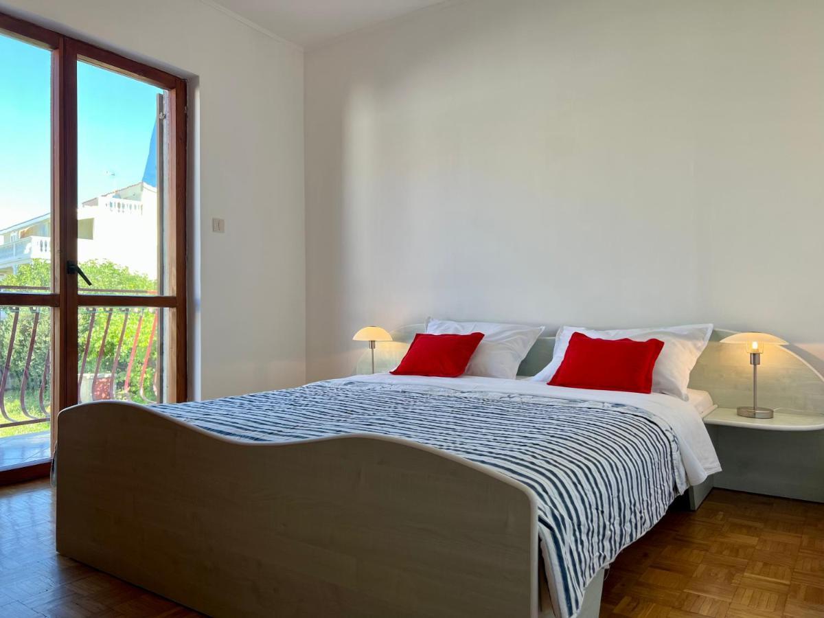 Vodice Center Apartments Екстер'єр фото