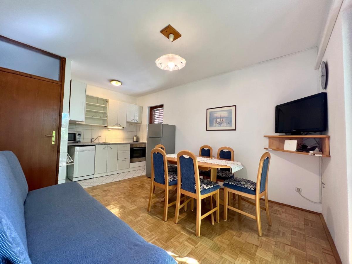 Vodice Center Apartments Екстер'єр фото