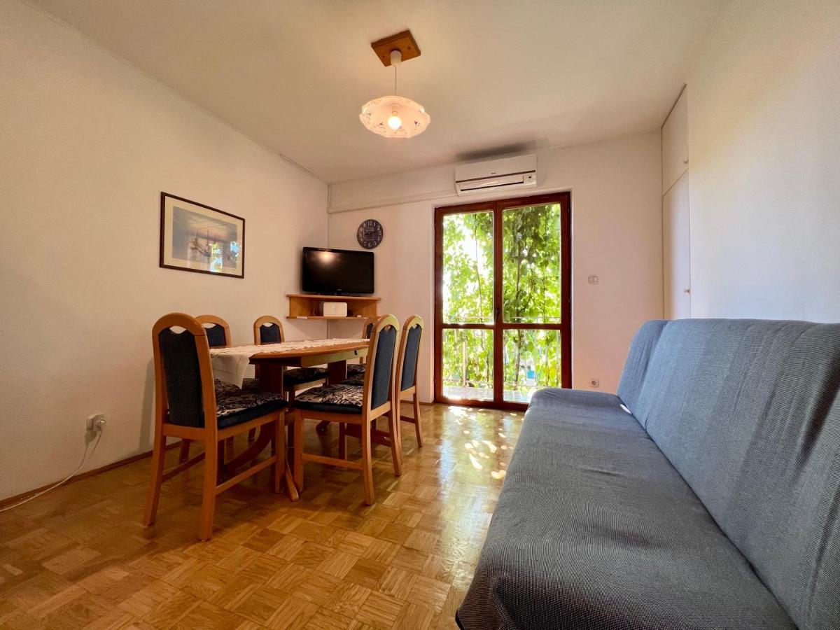 Vodice Center Apartments Екстер'єр фото